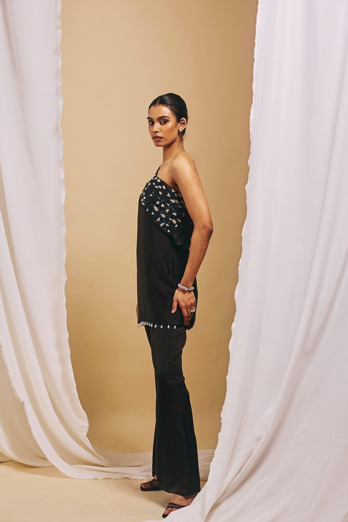 Siyaahi Kurta set - L